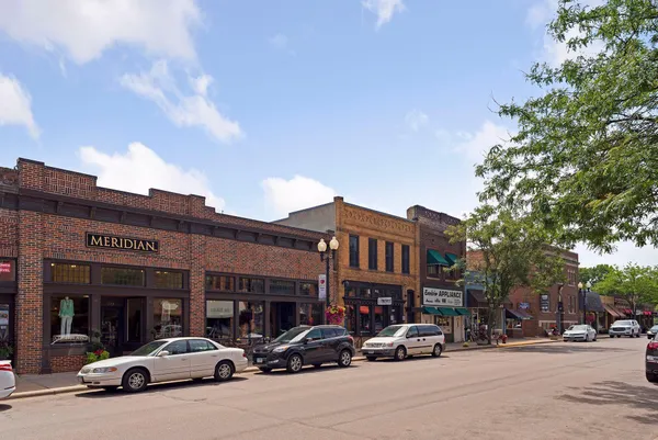 $3,100,000 | 245 Lakeview Avenue, Tonka Bay, MN 55331