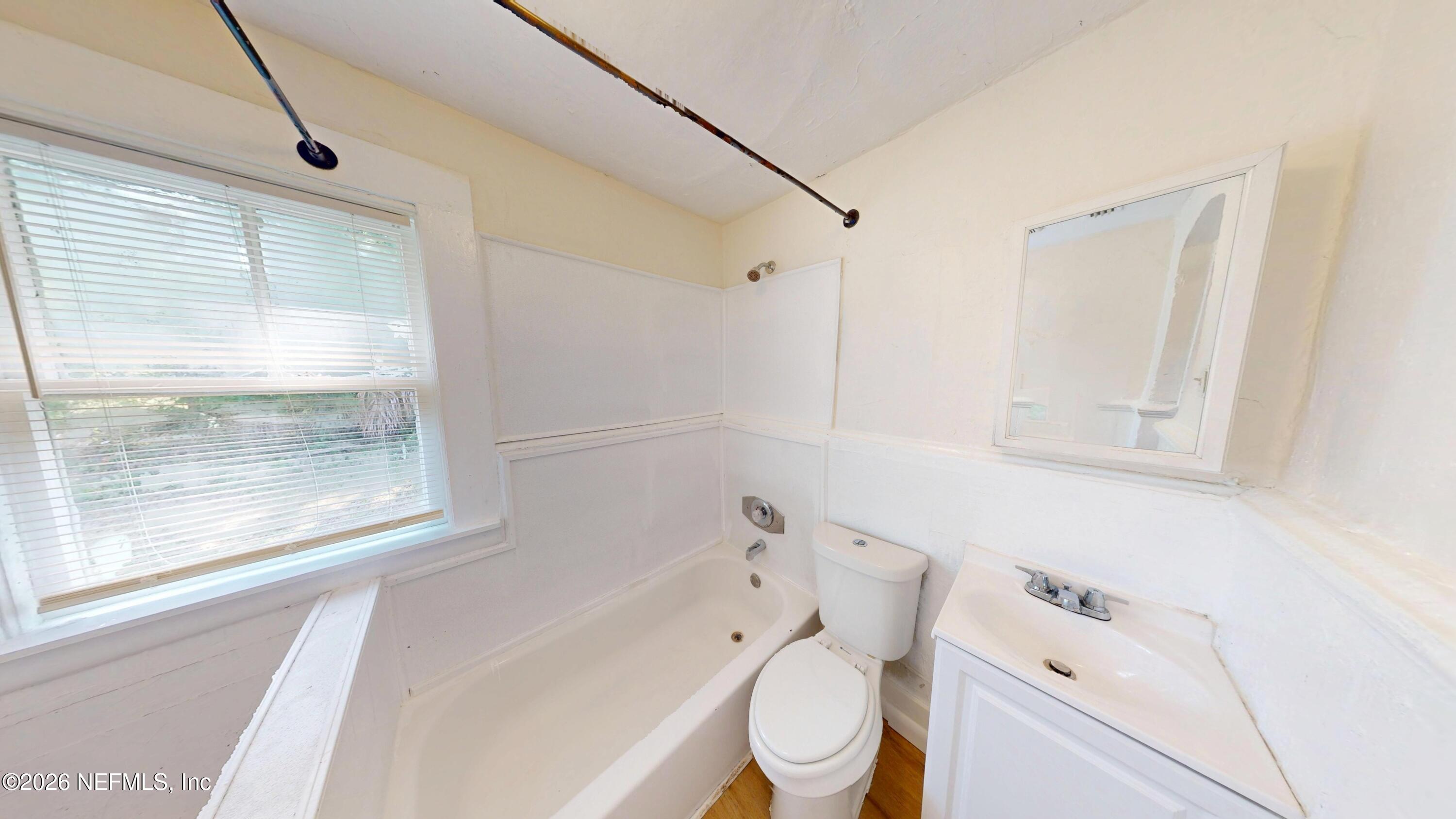 2324 Moncrief Road, Unit 2324 Jacksonville, FL 32209 - Photo 10 of 13 2324-Moncrief-Rd-04302026_095037