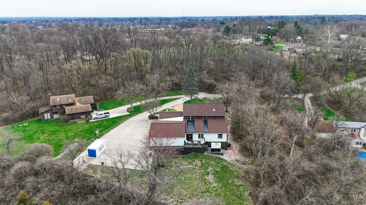 5072 Springdale Road Cincinnati, OH 45251 - Photo 45 of 56