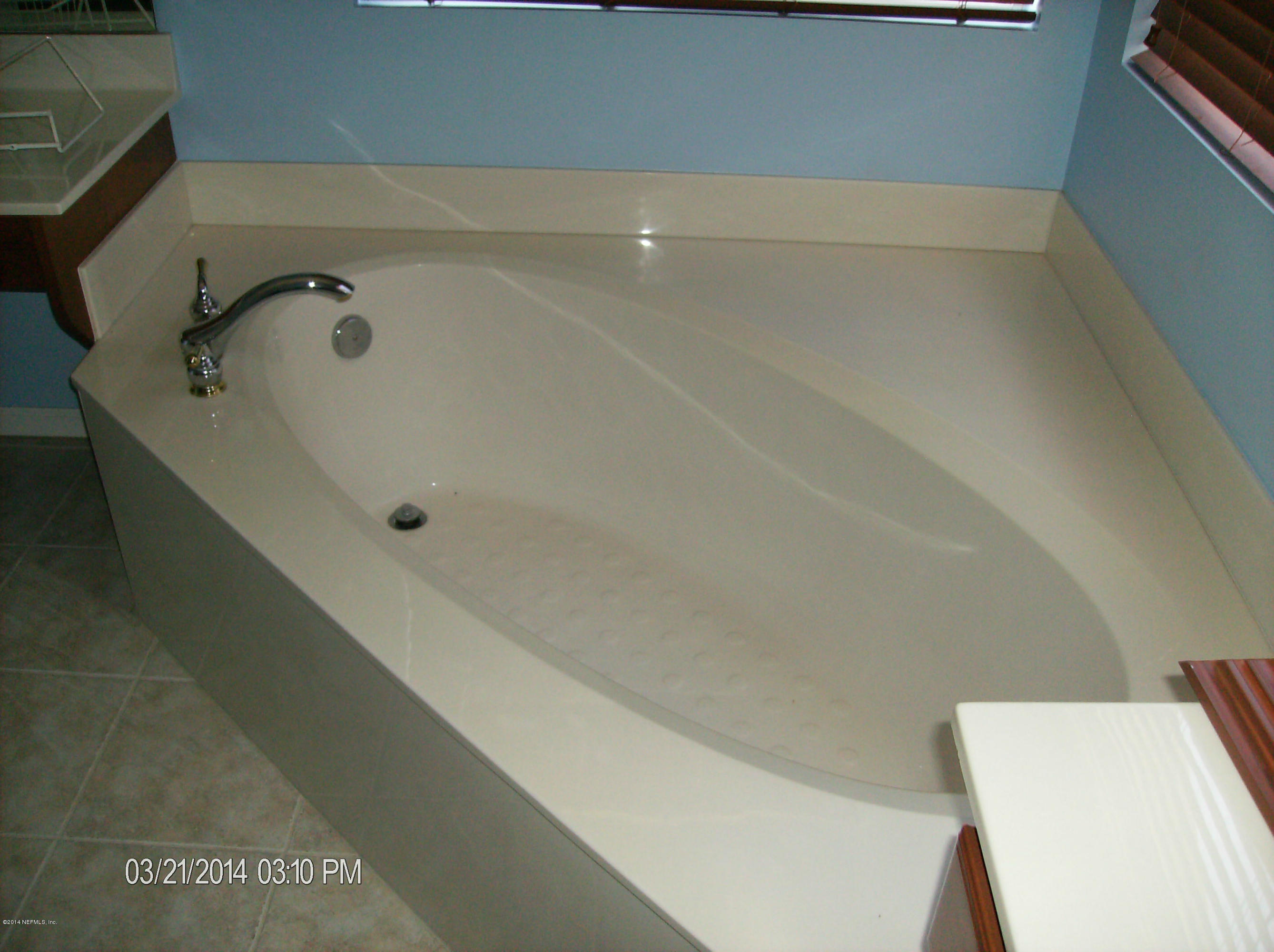 1019 West Terranova Way St. Augustine, FL 32092 - Photo 13 of 14 MB Tub