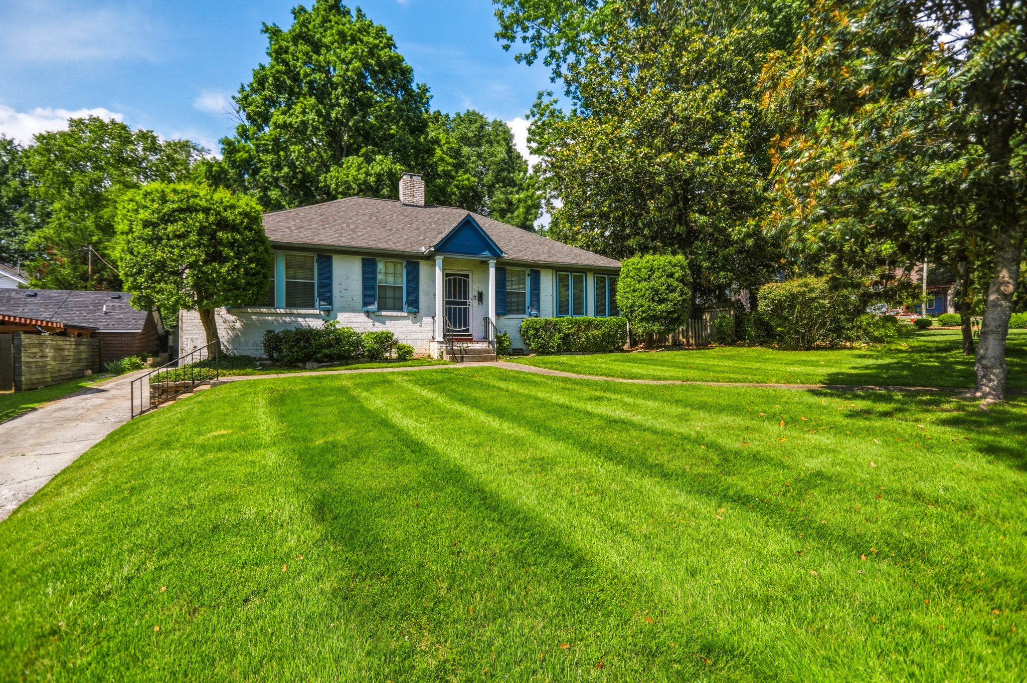 703 5th Avenue West Springfield, TN 37172 - Photo 23 of 37