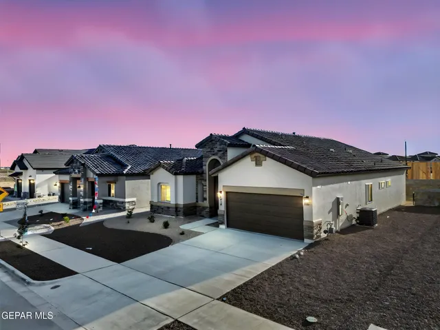 $325,450 | 12921 Pontesbury Drive, El Paso, TX 79928