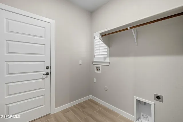 $325,450 | 12921 Pontesbury Drive, El Paso, TX 79928