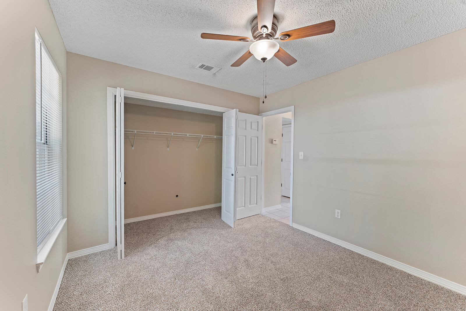 109 Nicole Lane Crestview, FL 32539 - Photo 12 of 60 DSC02150