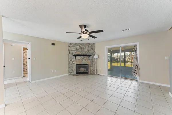 $299,900 | 109 Nicole Lane, Crestview, FL 32539