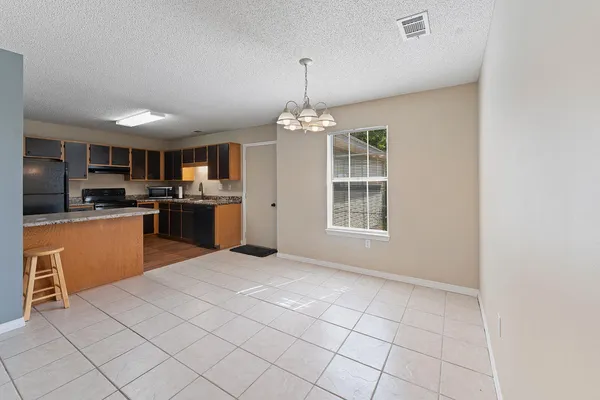 $299,900 | 109 Nicole Lane, Crestview, FL 32539