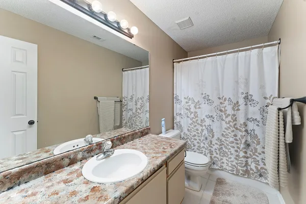 $299,900 | 109 Nicole Lane, Crestview, FL 32539