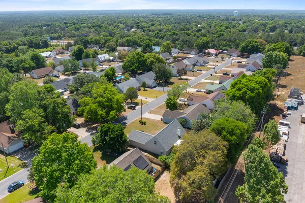 $299,900 | 109 Nicole Lane, Crestview, FL 32539