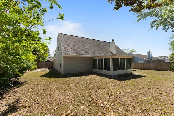 $299,900 | 109 Nicole Lane, Crestview, FL 32539
