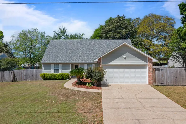 $299,900 | 109 Nicole Lane, Crestview, FL 32539