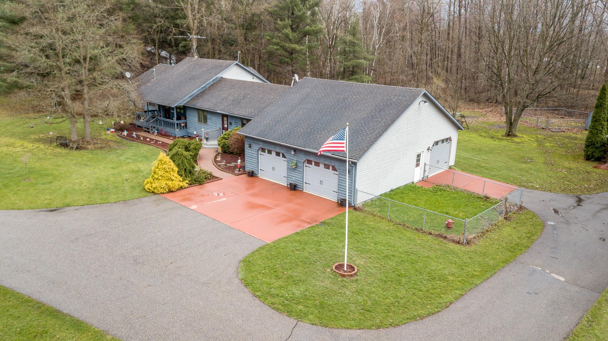 11639 Northwest Monroe Road Riverdale, MI 48877 - Photo 3 of 47 1908151-2.JPG