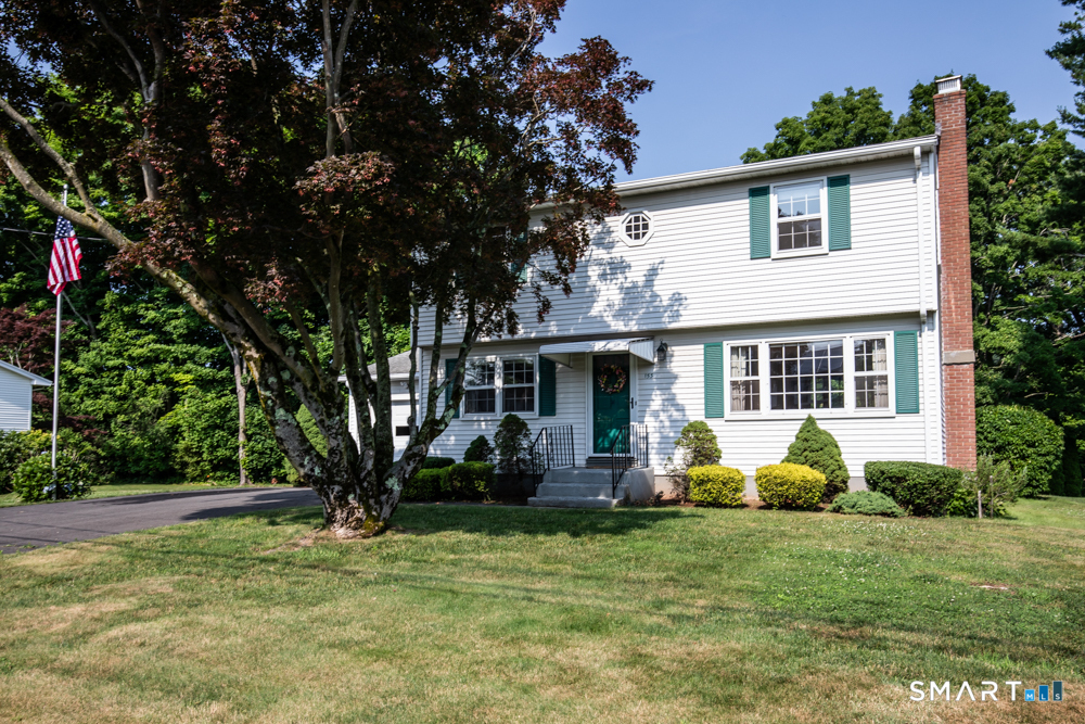 153 Fiesta Heights Meriden, CT 06451 - Photo 2 of 32 Front exterior