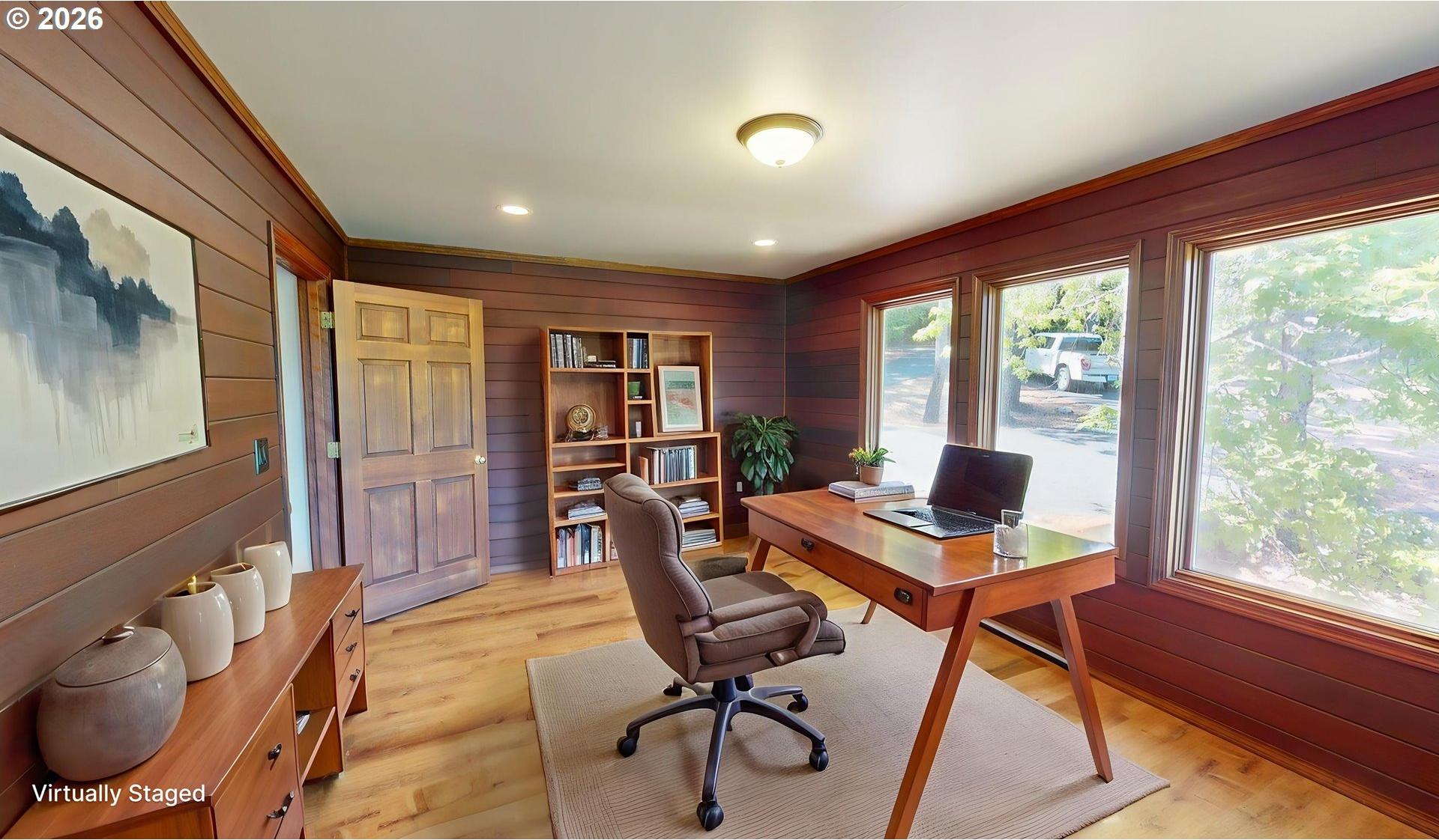 95822 Quail Mountain Road Gold Beach, OR 97444 - Photo 6 of 48 Den/Office
