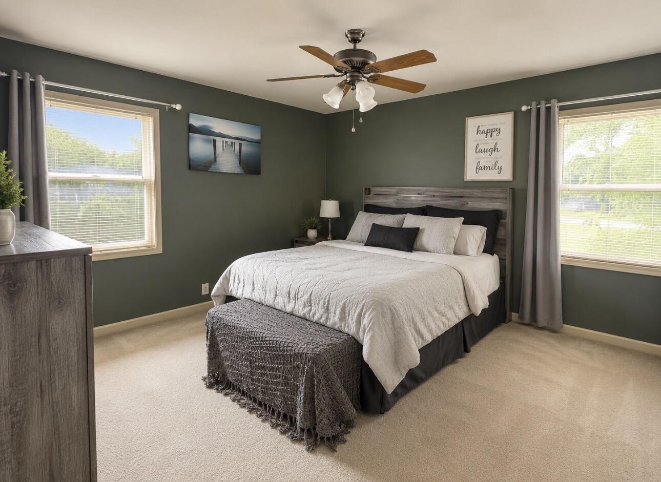 2900 19th Street Racine, WI 53403 - Photo 7 of 27 Main bedroom