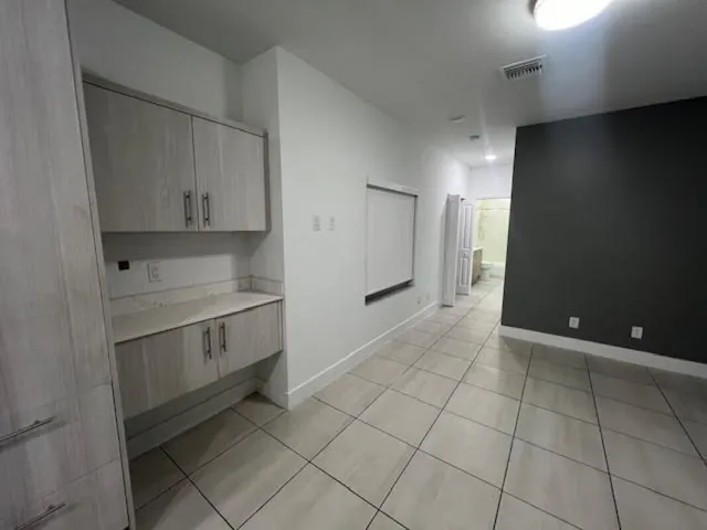 $2,995 | 3884 Melaleuca Lane, Lake Worth, FL 33461