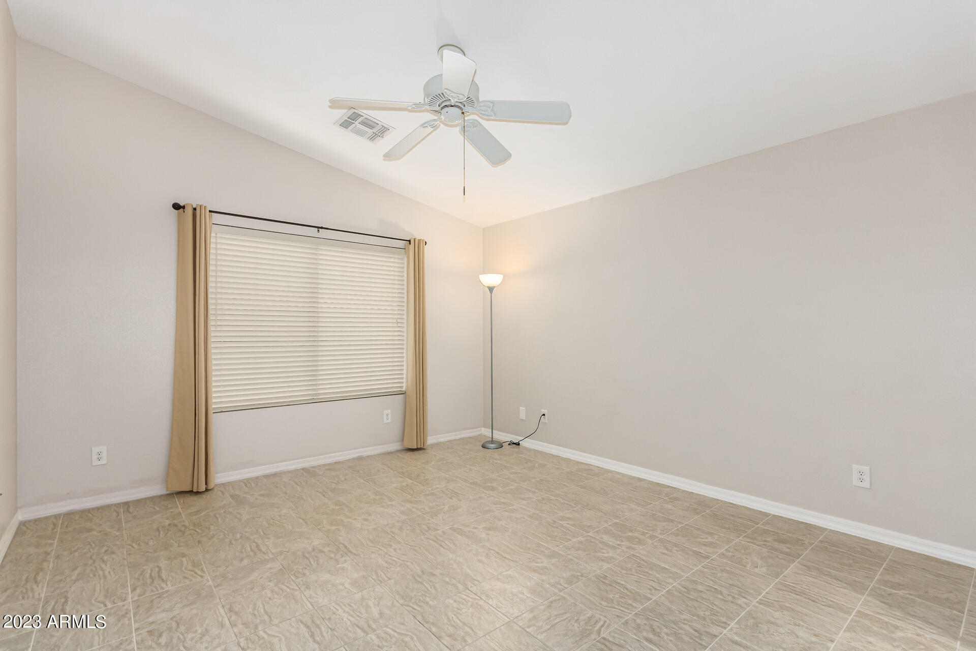 4637 East Walnut Road Gilbert, AZ 85298 - Photo 12 of 43 0017-17 - Walnut 4637
