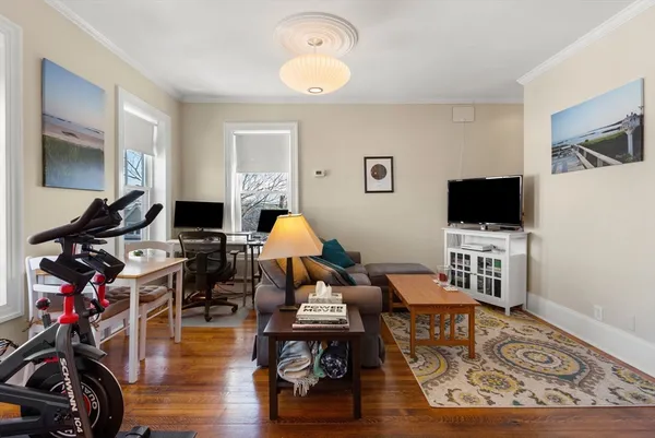 $2,650 | 91 Perkins Street, Unit 7, Somerville, MA 02145