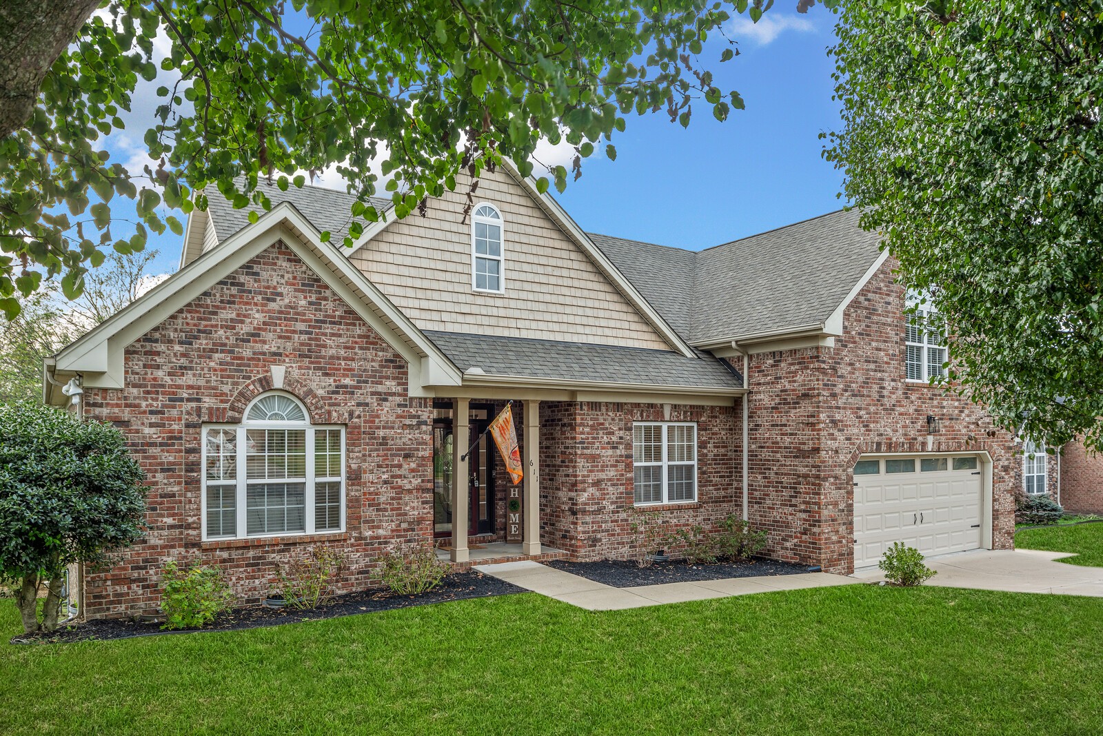 611 Windtree Pass Mount Juliet, TN 37122 - Photo 2 of 63 front view of a house with a yard