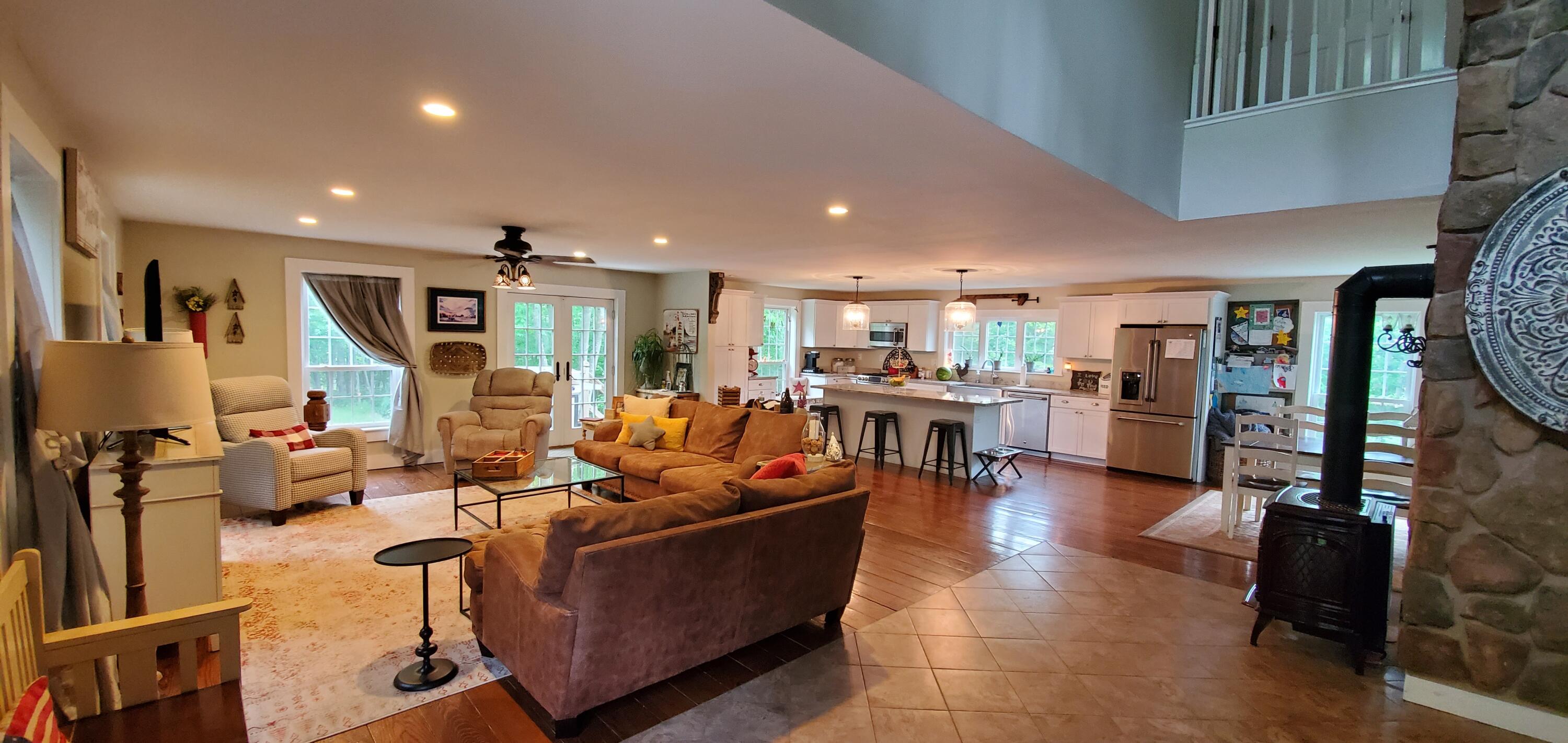 456 Kittredge Road Bangor, ME 04401 - Photo 11 of 58 20210529_174847
