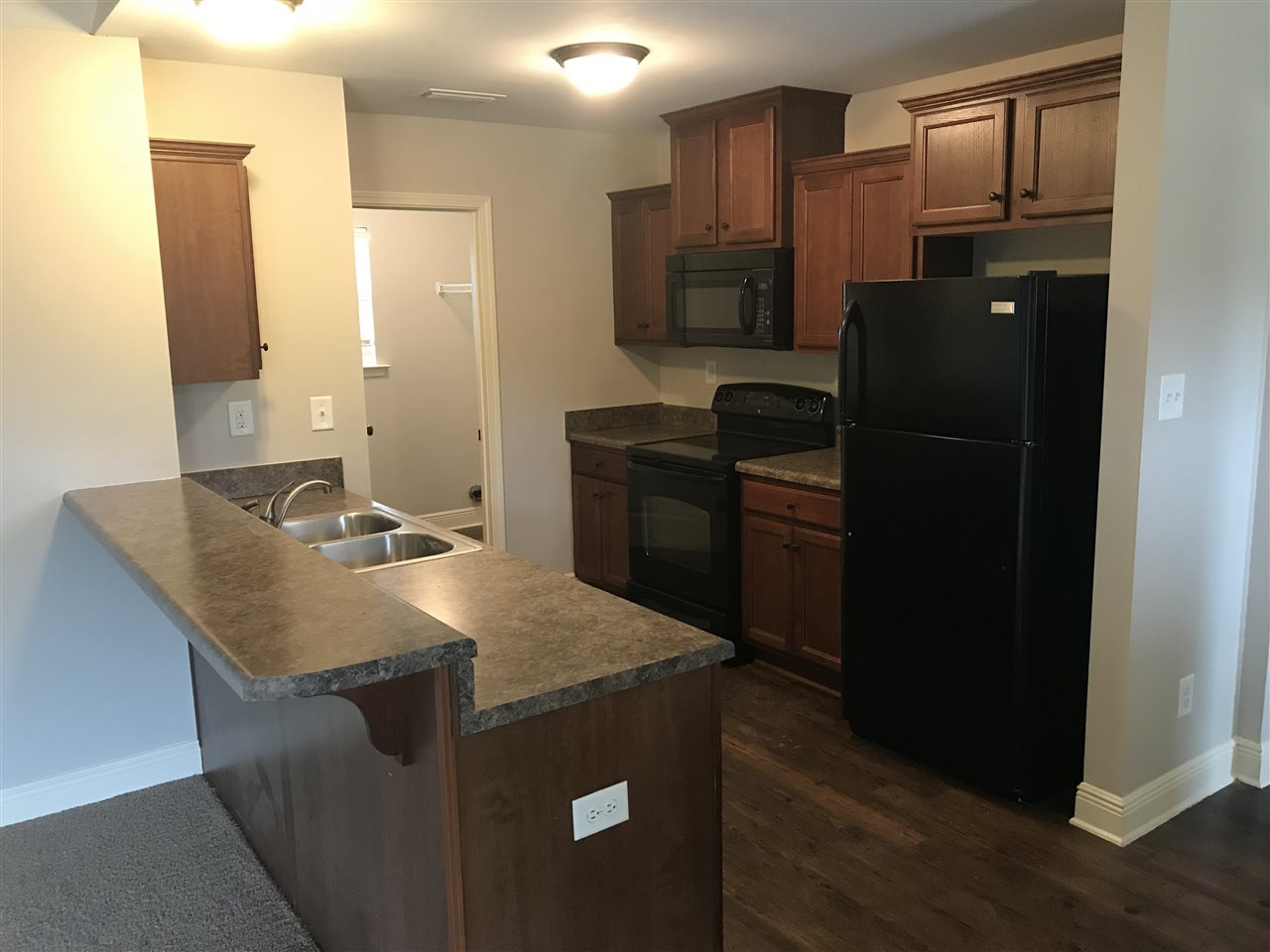 18705 Explorer Drive Loxley, AL 36551 - Photo 4 of 13 Kitchen