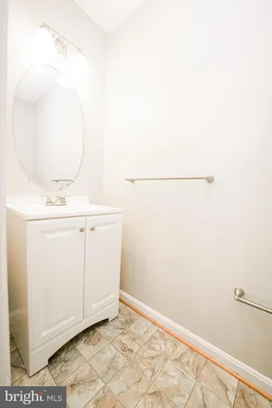 $690,000 | 6584 Irvin Court, Alexandria, VA 22312