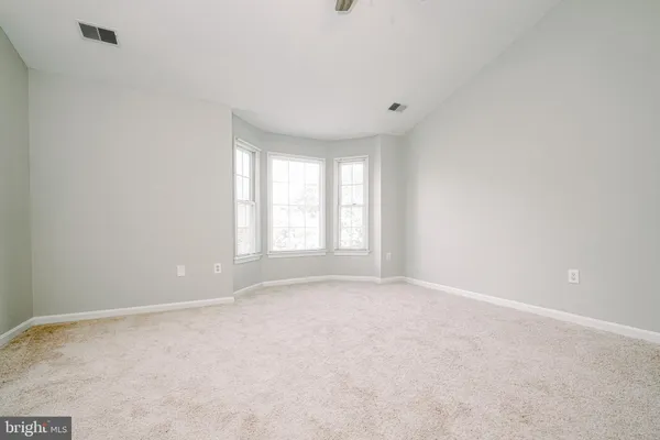 $690,000 | 6584 Irvin Court, Alexandria, VA 22312