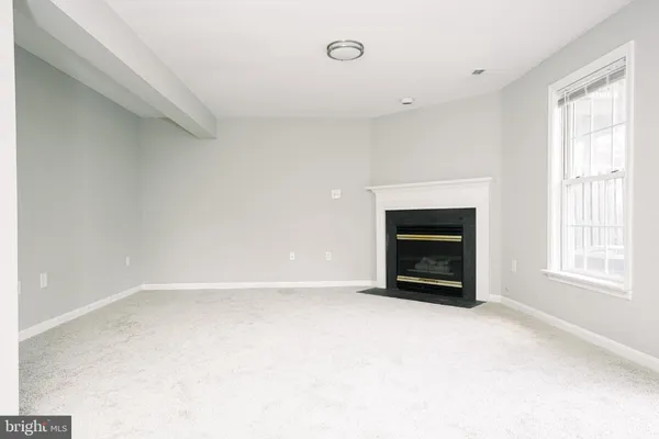 $690,000 | 6584 Irvin Court, Alexandria, VA 22312