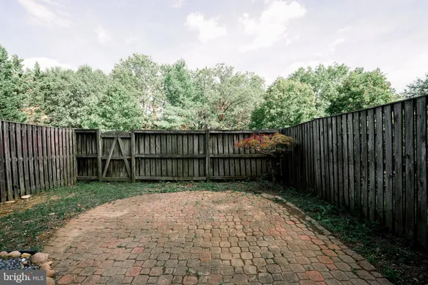 $690,000 | 6584 Irvin Court, Alexandria, VA 22312