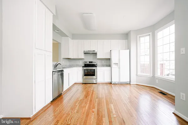 $690,000 | 6584 Irvin Court, Alexandria, VA 22312
