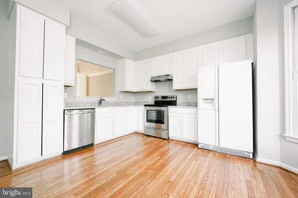 $690,000 | 6584 Irvin Court, Alexandria, VA 22312