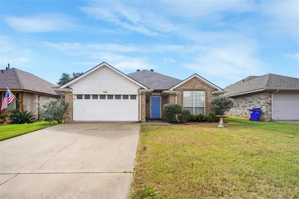 $340,000 | 926 Meadow Circle South, Keller, TX 76248