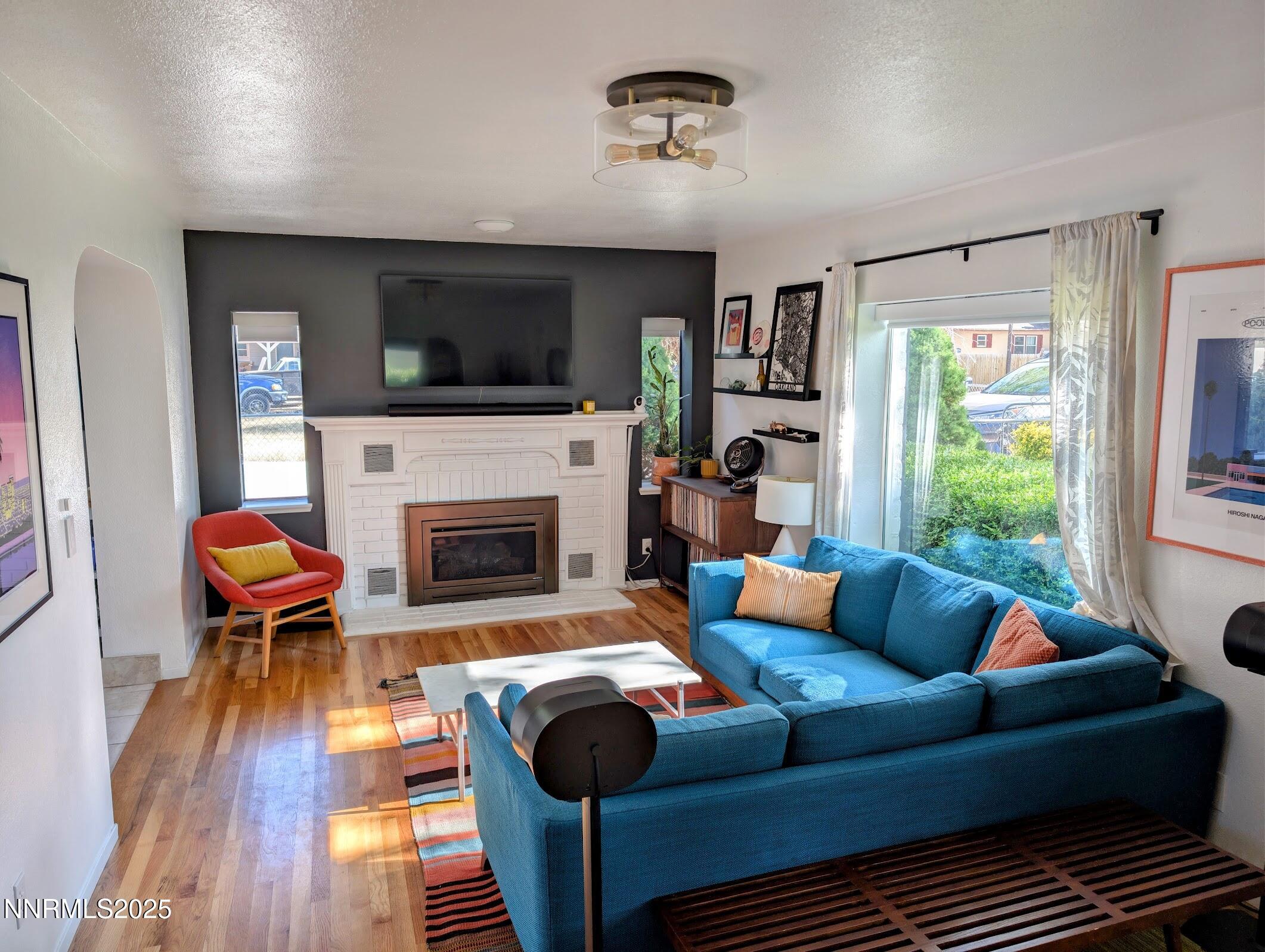 1640 Liston Avenue Reno, NV 89502 - Photo 9 of 28 PXL_20250625_002737156.RAW-01.COVER-EDIT