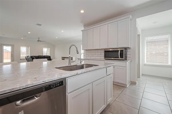 $2,100 | 29518 Paytons Park Court, Katy, TX 77494