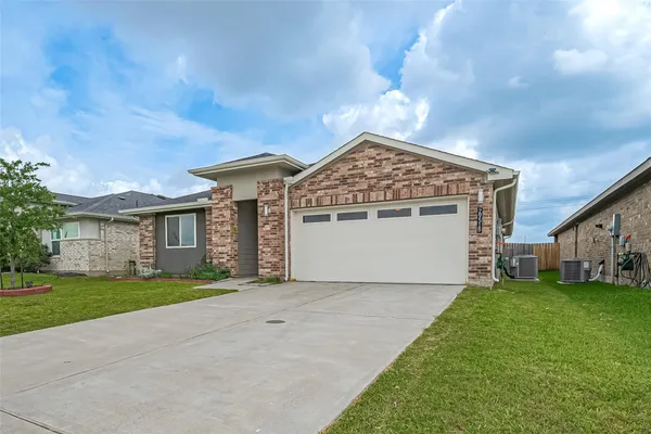 $2,100 | 29518 Paytons Park Court, Katy, TX 77494