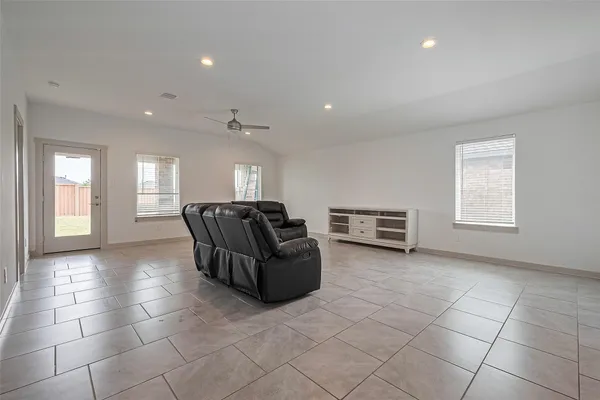 $2,100 | 29518 Paytons Park Court, Katy, TX 77494