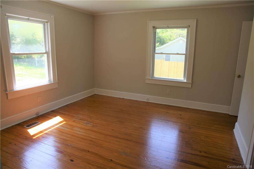 216 Tomberlin Road Mount Holly, NC 28120 - Photo 13 of 21 Gallery Image 13