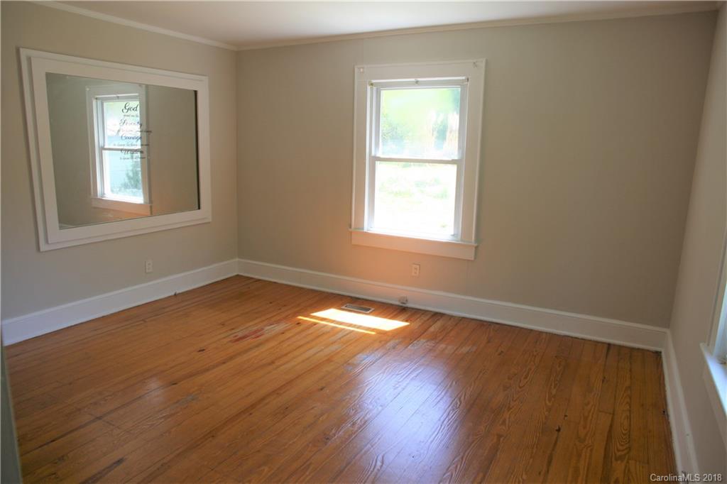 216 Tomberlin Road Mount Holly, NC 28120 - Photo 9 of 21 Gallery Image 9