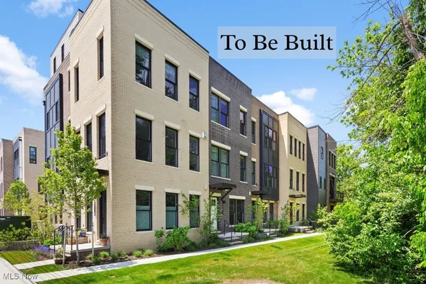 $629,900 | 11225 North Park Place, Unit 19, Cleveland, OH 44104