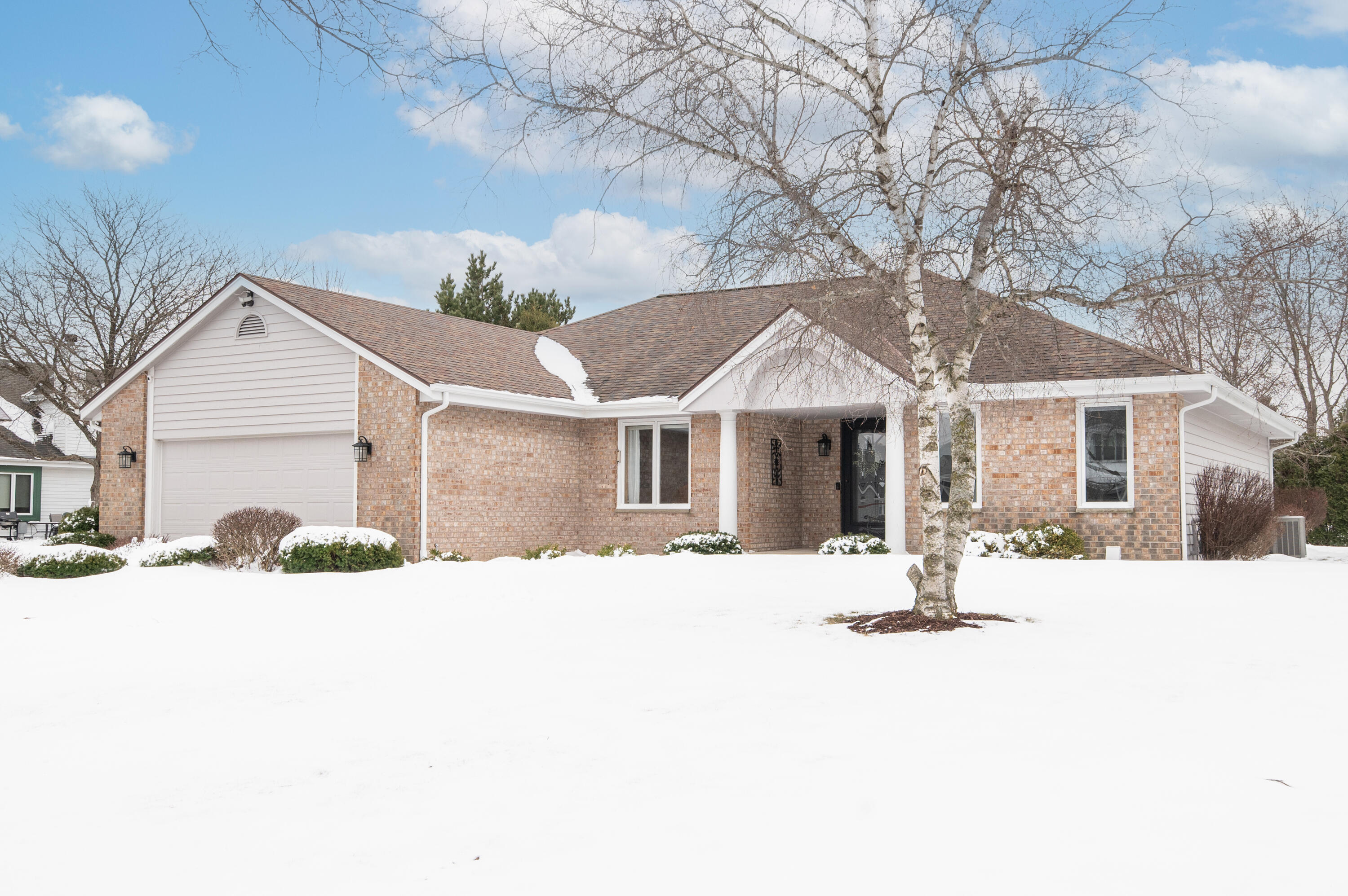 11625 West Sunset Lane Greenfield, WI 53228 - Photo 1 of 1 EUP_7235-Edit