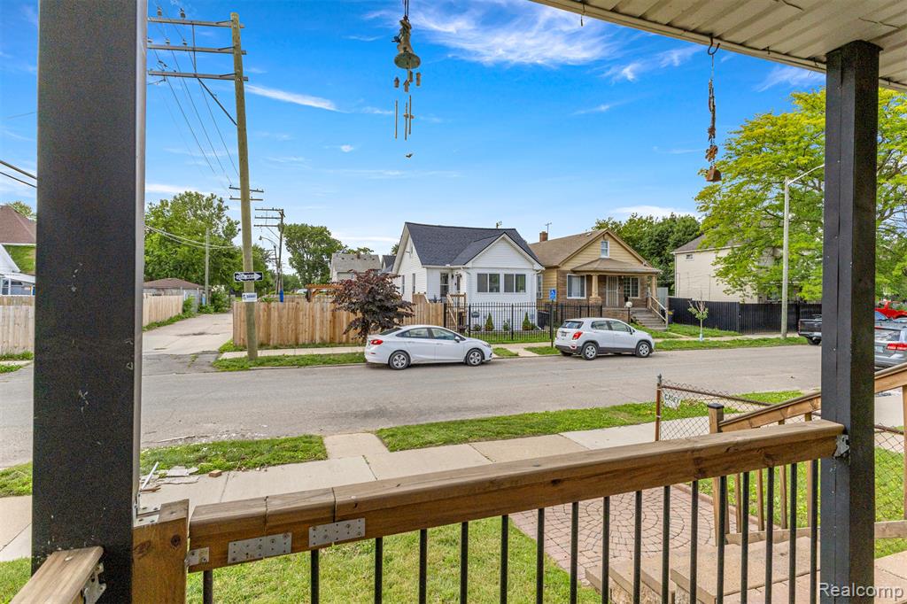 8889 Lane Street Detroit, MI 48209 - Photo 4 of 38