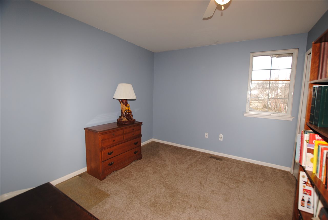 2834 Long Meadow Lane Rochester, MI 48307 - Photo 37 of 51 31376900-36.JPG