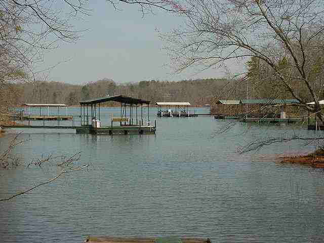 31 Breezy Point Road Hartwell, GA 30643 - Photo 2 of 6 Gallery Image 2