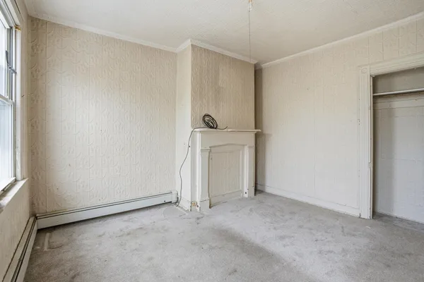 $425,000 | 209 Hamilton Street, Harrison, NJ 07029