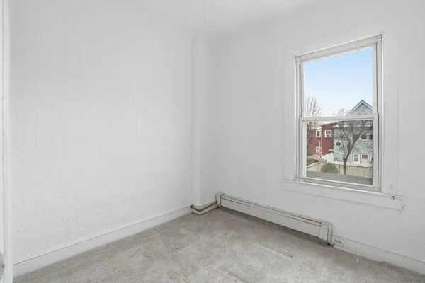 $425,000 | 209 Hamilton Street, Harrison, NJ 07029