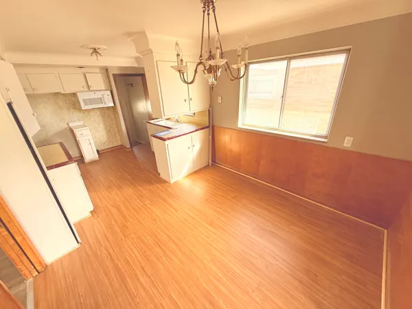 $152,500 | 16475 East 8 Mile Road, Eastpointe, MI 48021