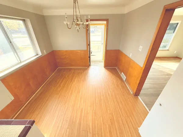 $152,500 | 16475 East 8 Mile Road, Eastpointe, MI 48021