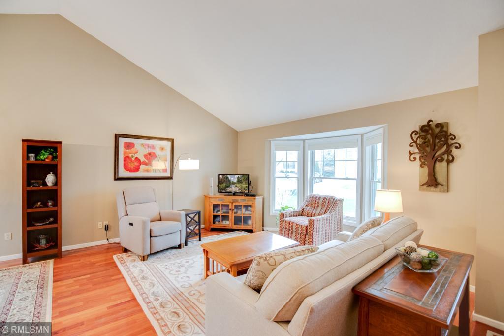 721 Havenhill Road Eagan, MN 55123 - Photo 4 of 36 Gallery Image 4