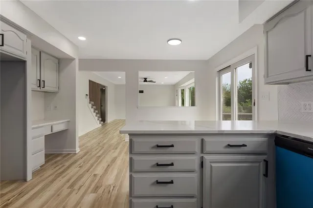 $395,000 | 5601 North Flint Ridge Road, Kansas City, MO 64151