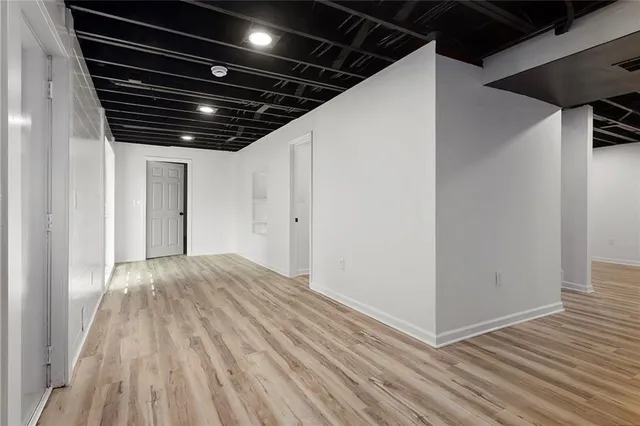 $395,000 | 5601 North Flint Ridge Road, Kansas City, MO 64151