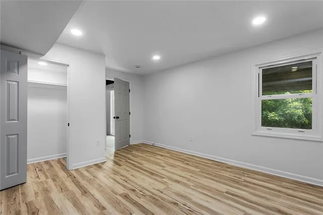 $395,000 | 5601 North Flint Ridge Road, Kansas City, MO 64151